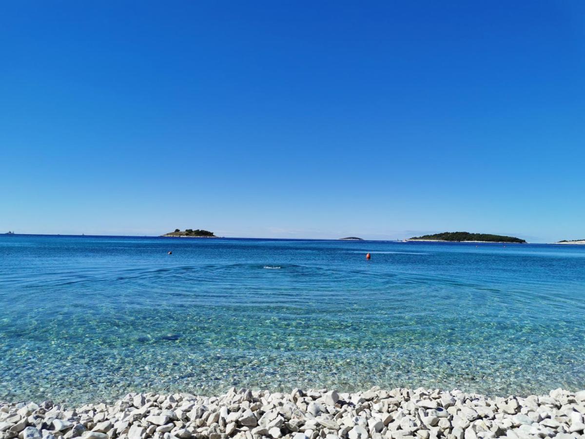 Bugenvila Rogoznica  Buitenkant foto