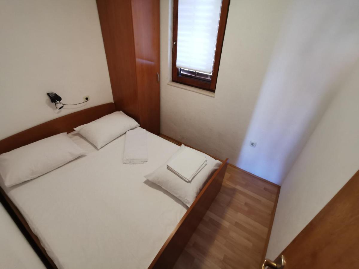 Bugenvila Rogoznica  Buitenkant foto